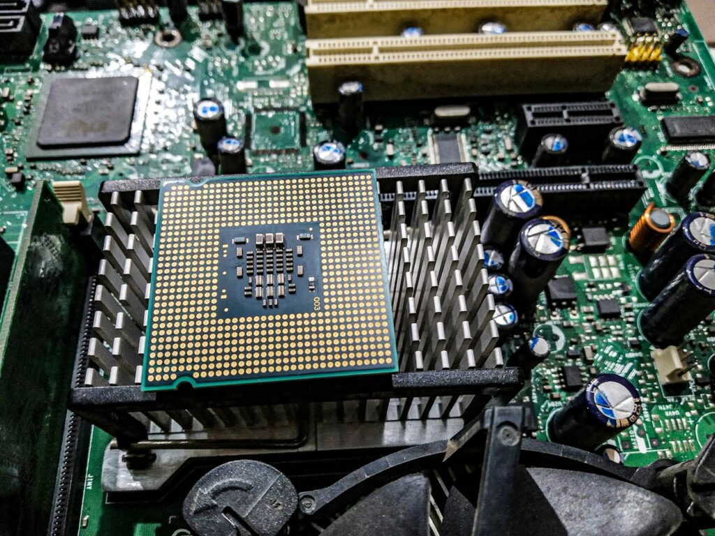 Decoding India’s Dhruv64: The Rise of an Indigenous Microprocessor