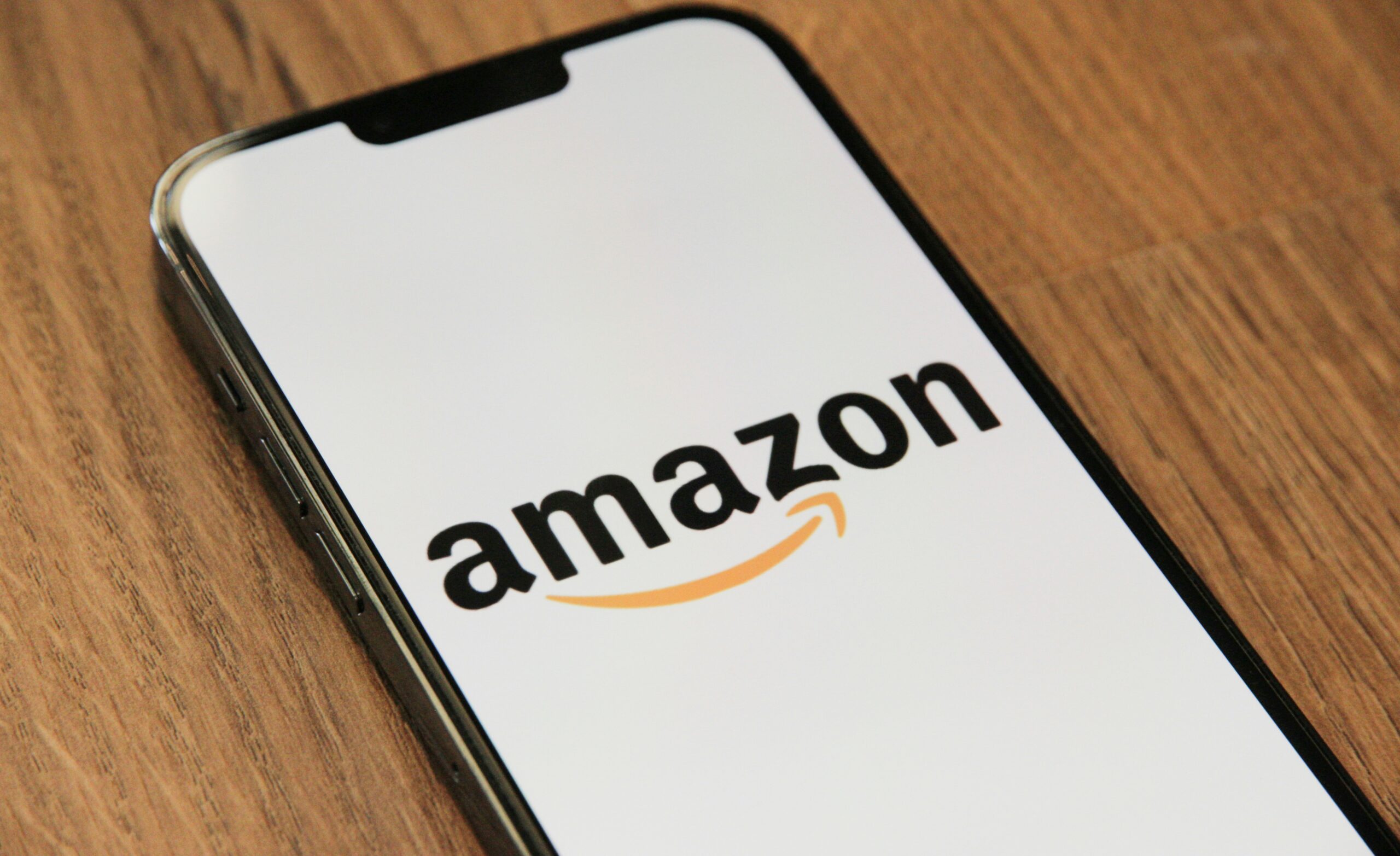 Amazon Great Indian Festival 2026 Opens to All Customers: Top Deals, Bank Offers and What to Know Smartphone shopping illustrating Amazon Great Indian Festival deals on mobile phones